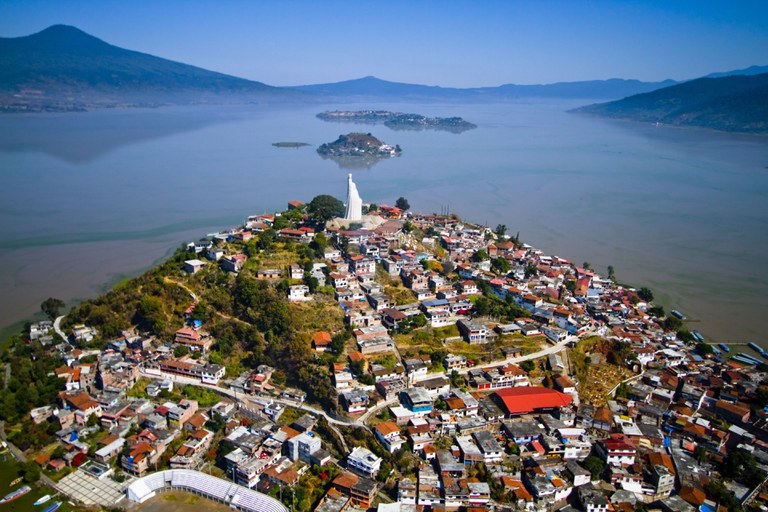 Janitzio- one of the islands of Lake Patzcuaro.jpg
